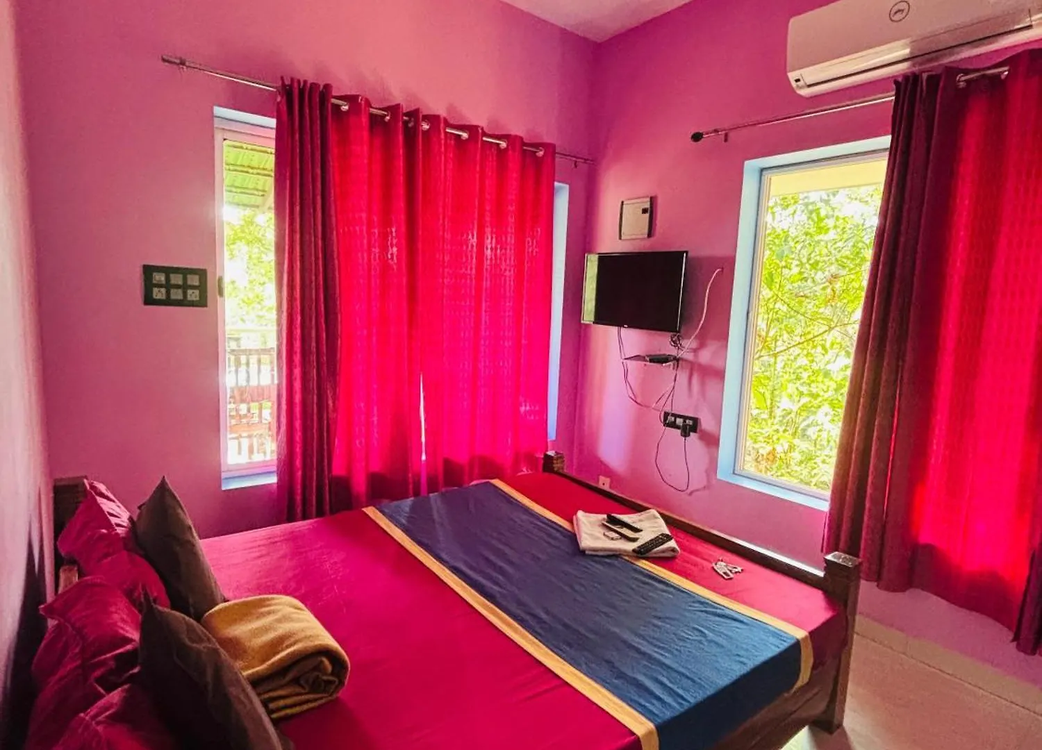 Mountain Lake Poomala Pvt Ltd Thekkumkara 4*,